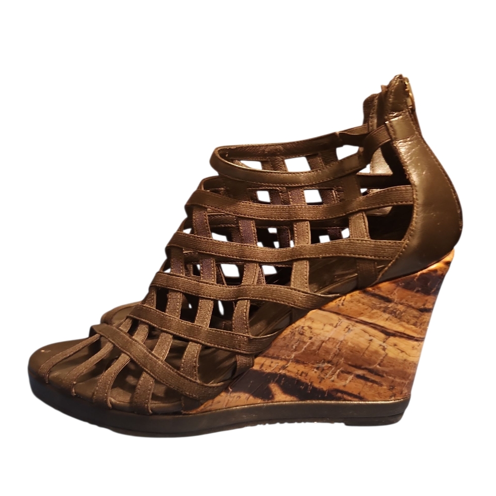 Donald Pliner Maida Wedge